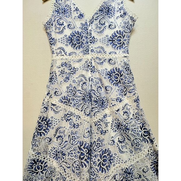 Taylor V-Neck Floral Printed Lace Midi Dress Womens 4 Blue White Sleeveless Chic - Picture 11 of 12